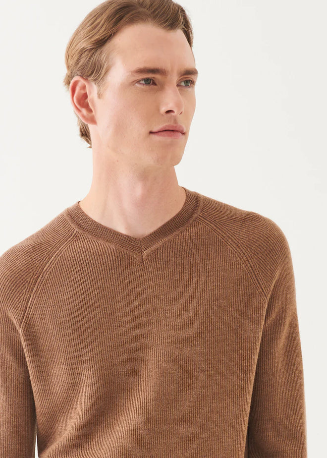 PATRICK ASSARAF MERINO RIBBED V-NECK