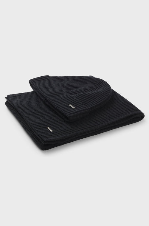 Boss Beanie hat and scarf set in wool and cashmere